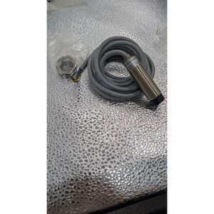 Allen-Bradley 872C-A10N18-A2 Inductive Proximity Sensor 20-250V AC N.O. 500mA